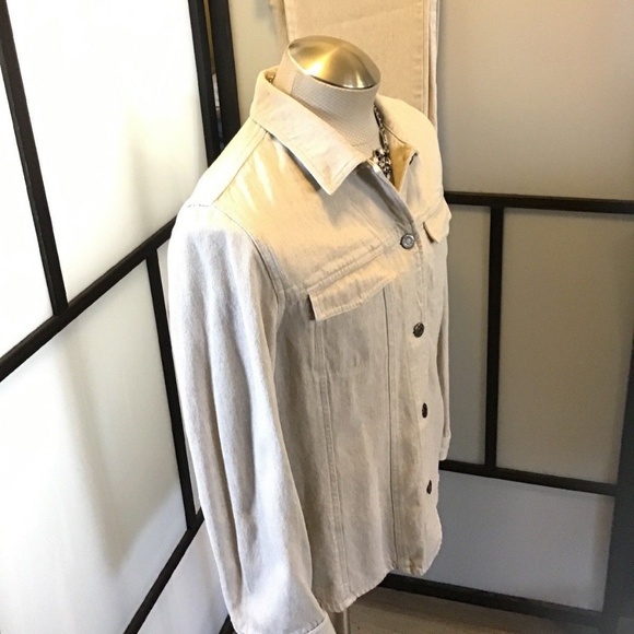 SOLD Jones New York Sport 2pc. Beige Size 10 - Picture 3 of 7